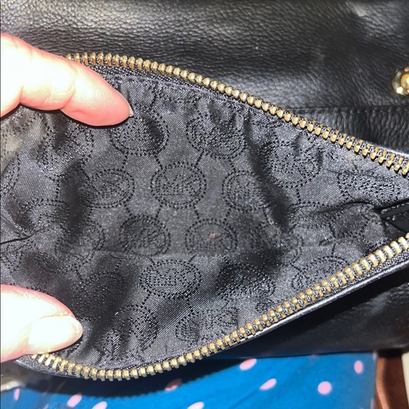 Michael Kors Black Leather Crossbody Bag - Picture 7 of 10